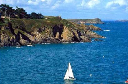 Holiday Cottages for rental throughout the Brittany Region - Wonderful Scenery
