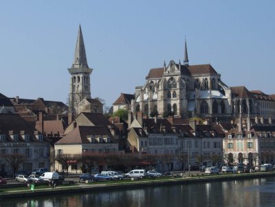 Auxerre, Burgundy - Self catering holiday rental accommodation in Burgundy
