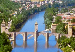 Cahors Bridge - Self Catering Cottages in Lot, France